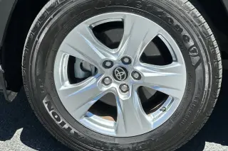 Toyota RAV4 2021 XLE 4dr SUV