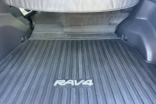 Toyota RAV4 2021 XLE 4dr SUV