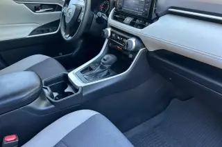 Toyota RAV4 2021 XLE 4dr SUV