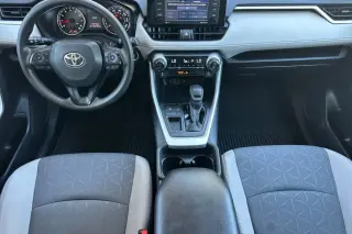 Toyota RAV4 2021 XLE 4dr SUV