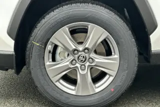 Toyota RAV4 Hybrid 2025 AWD LE 4dr SUV