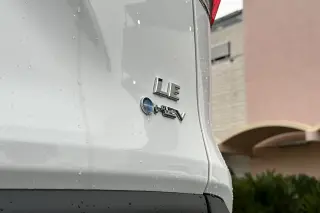 Toyota RAV4 Hybrid 2025 AWD LE 4dr SUV