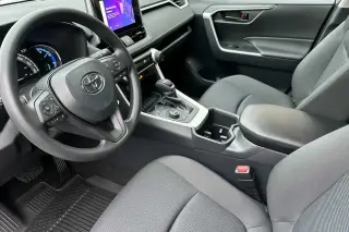 Toyota RAV4 Hybrid 2025 AWD LE 4dr SUV