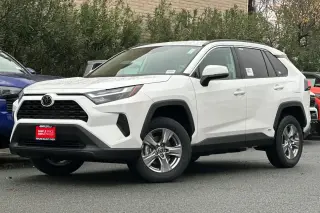 Toyota RAV4 Hybrid 2025 AWD LE 4dr SUV