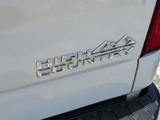Chevrolet Silverado 1500 2020 4x2 High Country 4dr Crew Cab 5.8 ft. SB