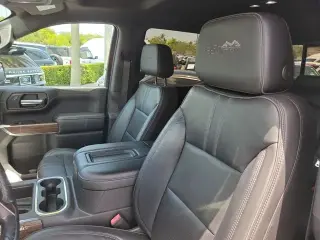 Chevrolet Silverado 1500 2020 4x2 High Country 4dr Crew Cab 5.8 ft. SB