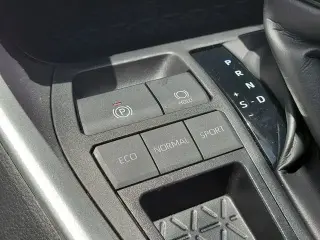Toyota RAV4 2024 LE 4dr SUV
