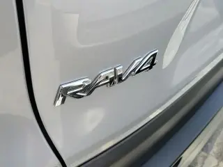 Toyota RAV4 2024 LE 4dr SUV