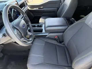 Ford F-150 2025 4x2 STX 4dr SuperCrew 5.5 ft. SB