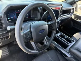 Ford F-150 2025 4x2 STX 4dr SuperCrew 5.5 ft. SB