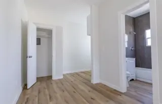 1 Bedroom Apt In Koreatown