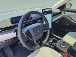 Ford Mustang Mach-E 2022 AWD Premium 4dr SUV