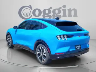 Ford Mustang Mach-E 2022 AWD Premium 4dr SUV