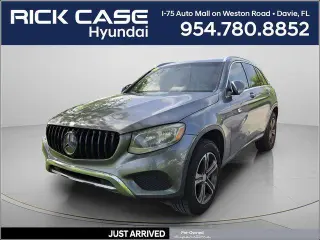Mercedes-Benz GLC 2017 GLC 300 4dr SUV