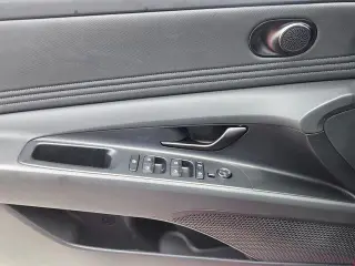 Hyundai ELANTRA 2025 SEL Sport 4dr Sedan