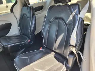 Chrysler Pacifica 2023 Limited 4dr Mini-Van