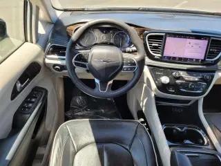 Chrysler Pacifica 2023 Limited 4dr Mini-Van