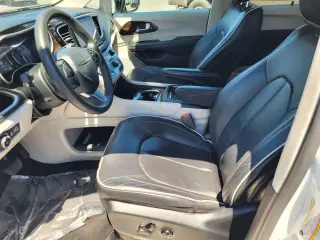 Chrysler Pacifica 2023 Limited 4dr Mini-Van