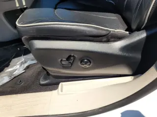 Chrysler Pacifica 2023 Limited 4dr Mini-Van