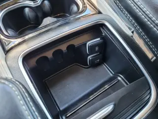 Chrysler Pacifica 2023 Limited 4dr Mini-Van