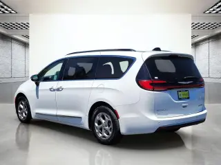 Chrysler Pacifica 2023 Limited 4dr Mini-Van