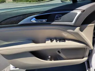 Lincoln MKZ Hybrid 2017 Reserve 4dr Sedan