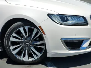 Lincoln MKZ Hybrid 2017 Reserve 4dr Sedan