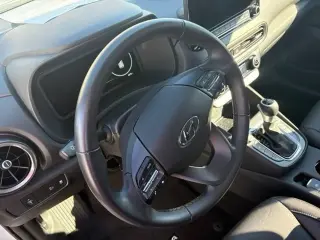 Hyundai KONA 2023 AWD Limited 4dr Crossover
