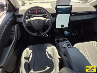 Ford Mustang Mach-E 2023 AWD Premium 4dr SUV