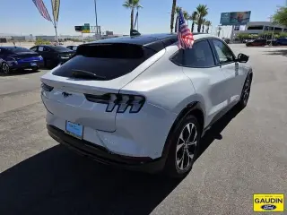 Ford Mustang Mach-E 2023 AWD Premium 4dr SUV