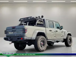 Jeep Gladiator 2021 4x4 California Edition 4dr Crew Cab 5.0 ft. SB