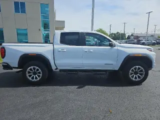 GMC Canyon 2024 4x2 Elevation 4dr Crew Cab 5 ft. SB