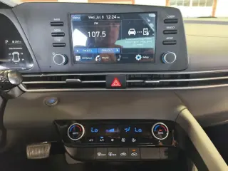 Hyundai ELANTRA 2023 SEL 4dr Sedan