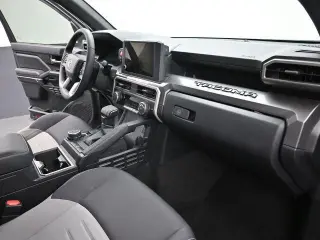Toyota Tacoma 2024 4x4 TRD Off-Road 4dr Double Cab 5.0 ft SB 8A