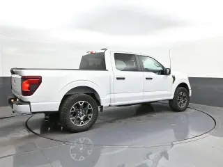 Ford F-150 2024 4x2 STX 4dr SuperCrew 5.5 ft. SB
