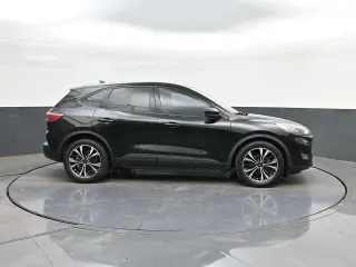 Ford Escape 2021 SE 4dr SUV