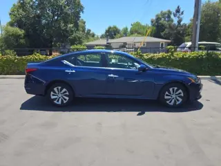 Nissan Altima 2022 2.5 S 4dr Sedan