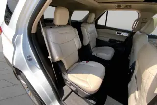 Ford Explorer 2021 AWD Platinum 4dr SUV