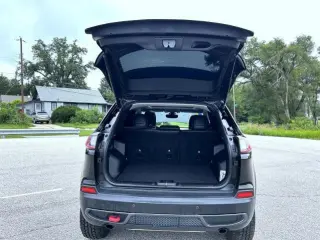 Jeep Cherokee 2020 4x4 Trailhawk 4dr SUV