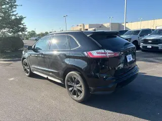 Ford Edge 2023 AWD SE 4dr Crossover