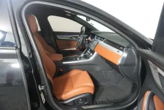 Jaguar XF 2024 AWD P300 R-Dynamic SE 4dr Sedan