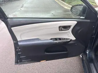Toyota Avalon Hybrid 2015 Limited 4dr Sedan
