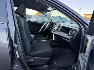 Toyota RAV4 2015 XLE 4dr SUV