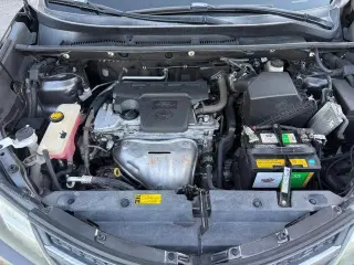 Toyota RAV4 2015 XLE 4dr SUV