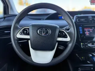 Toyota Prius 2017 Two 4dr Hatchback