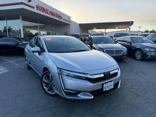 Honda Clarity Plug-In Hybrid 2018 Touring 4dr Sedan