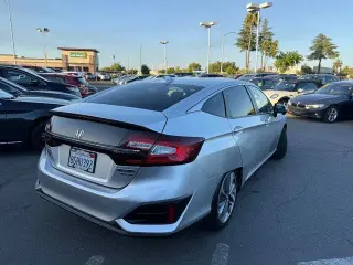 Honda Clarity Plug-In Hybrid 2018 Touring 4dr Sedan