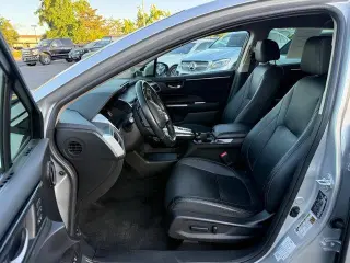 Honda Clarity Plug-In Hybrid 2018 Touring 4dr Sedan
