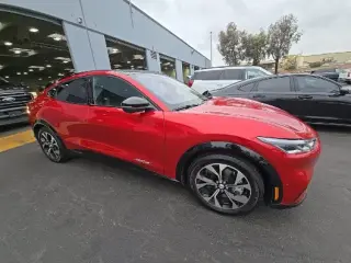 Ford Mustang Mach-E 2023 AWD Premium 4dr SUV