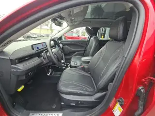 Ford Mustang Mach-E 2023 AWD Premium 4dr SUV